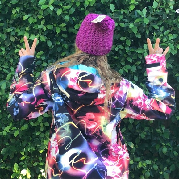 🌴🌼BURTON- WINTER SNOW BEANIE🌼🌴 - Picture 6 of 7